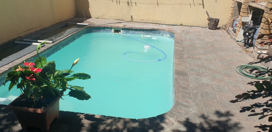 3 Bedroom Property for Sale in Table View Western Cape